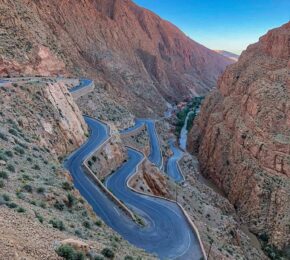 Tour del deserto di 3 giorni da Marrakech a Fes attraverso il deserto Tour del deserto di 3 giorni da Marrakech a Fes attraverso il deserto